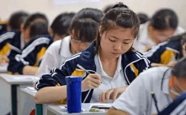 励志类初中作文8篇