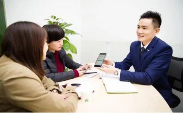 服务员的年终工作总结5篇