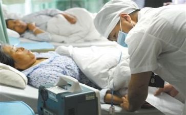 年护士述职报告8篇