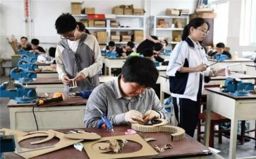 劳技教师工作总结5篇