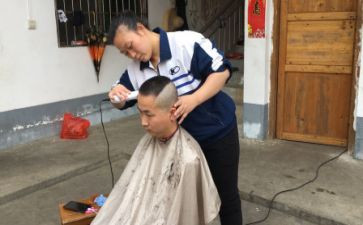 理发店做活动方案6篇