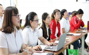 小学一年级班主任年度工作总结8篇