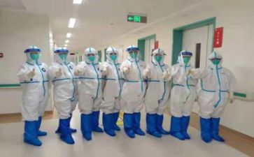 疫情下的危与机作文优质8篇