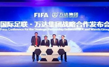 学校拉赞助合同7篇