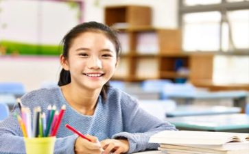 中学生自我介绍演讲稿6篇